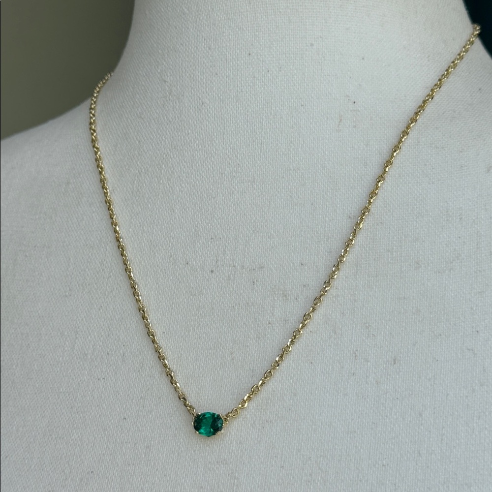 Kendra Scott Gold Chain Necklace with Green Gemstone Pendant - NWOT - Picture 5 of 6